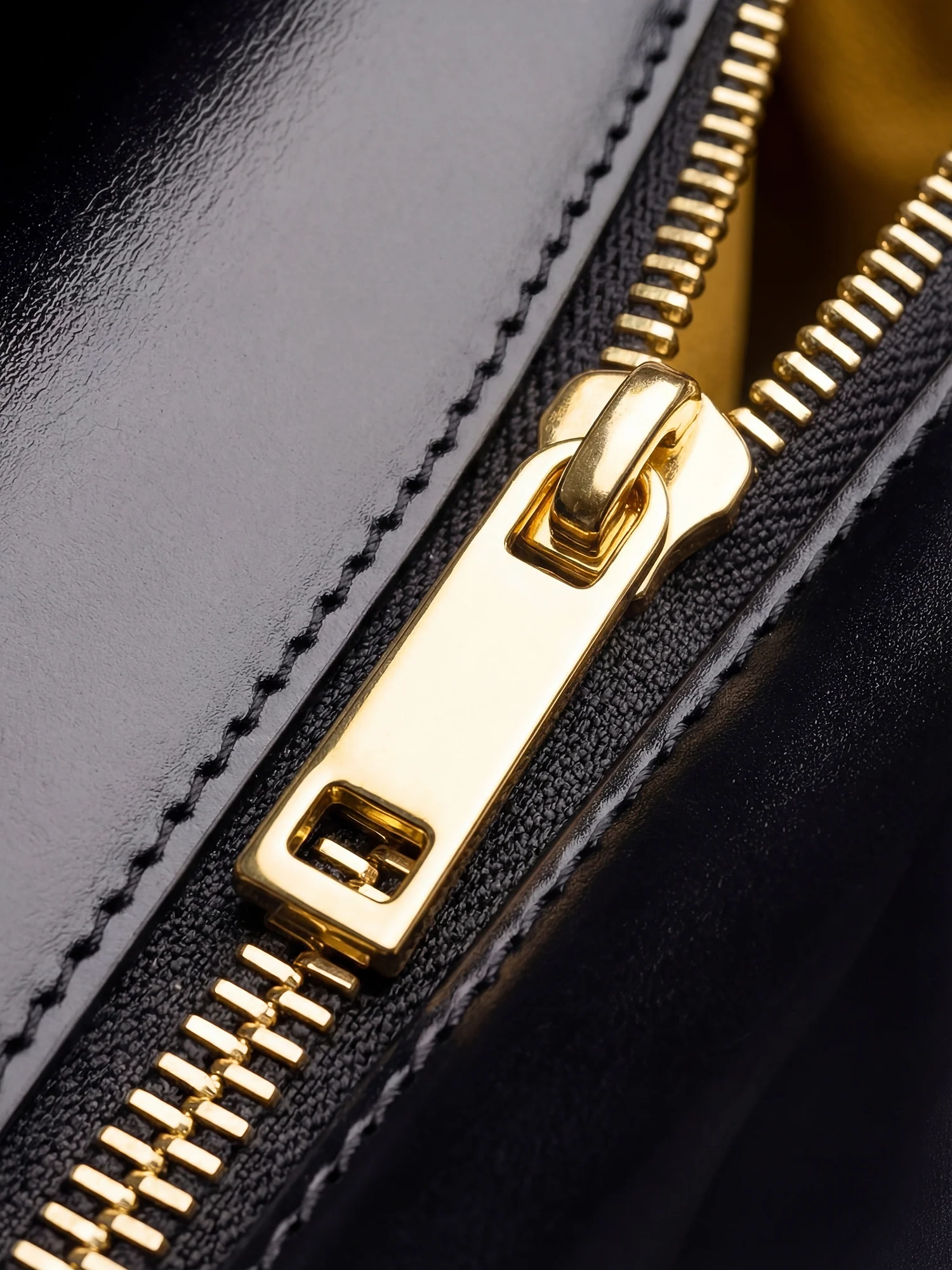 "Amara" Leather Handbag - Image 8