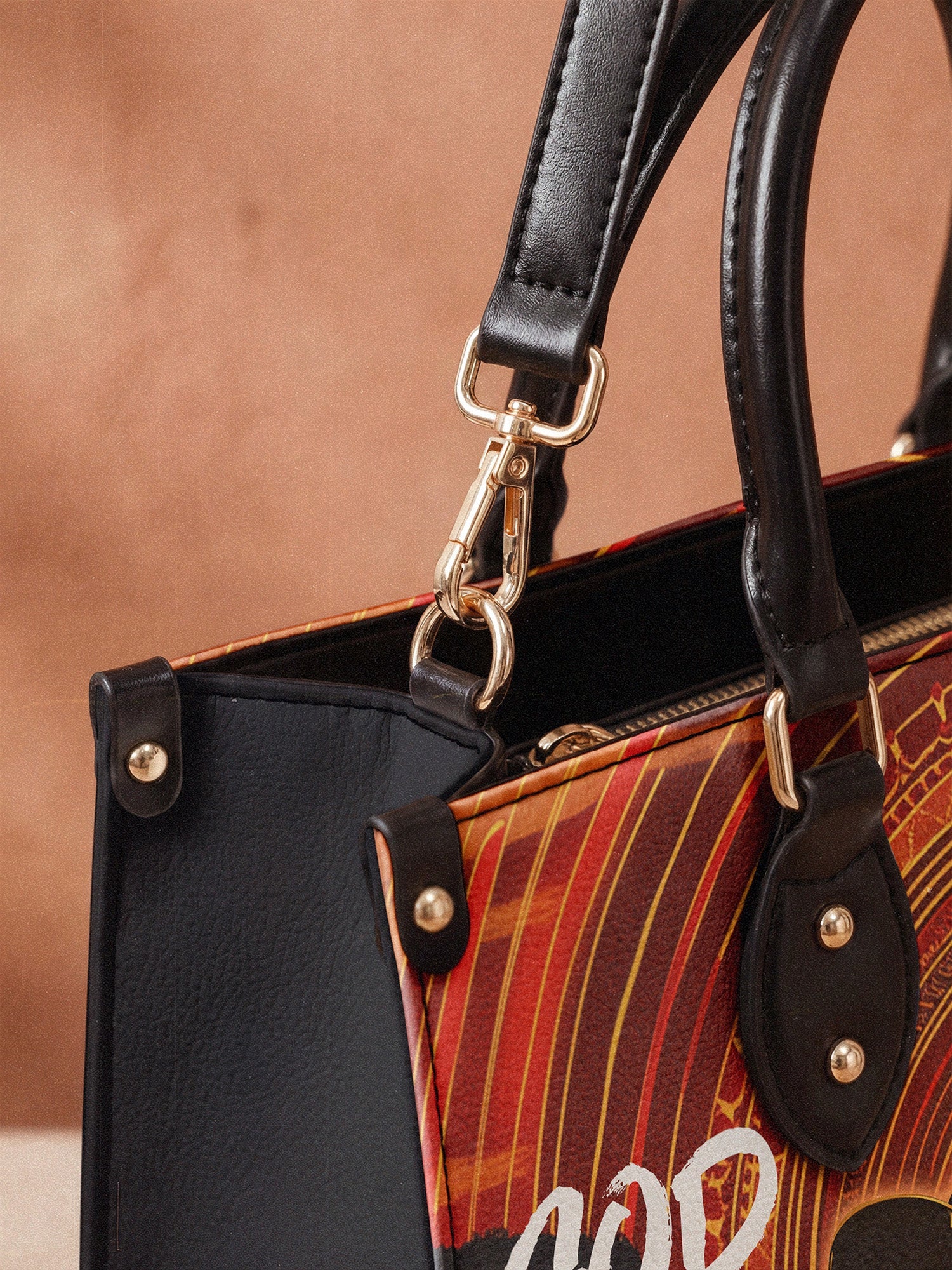 "Aseda" Leather Handbag A250 Deal - Image 7