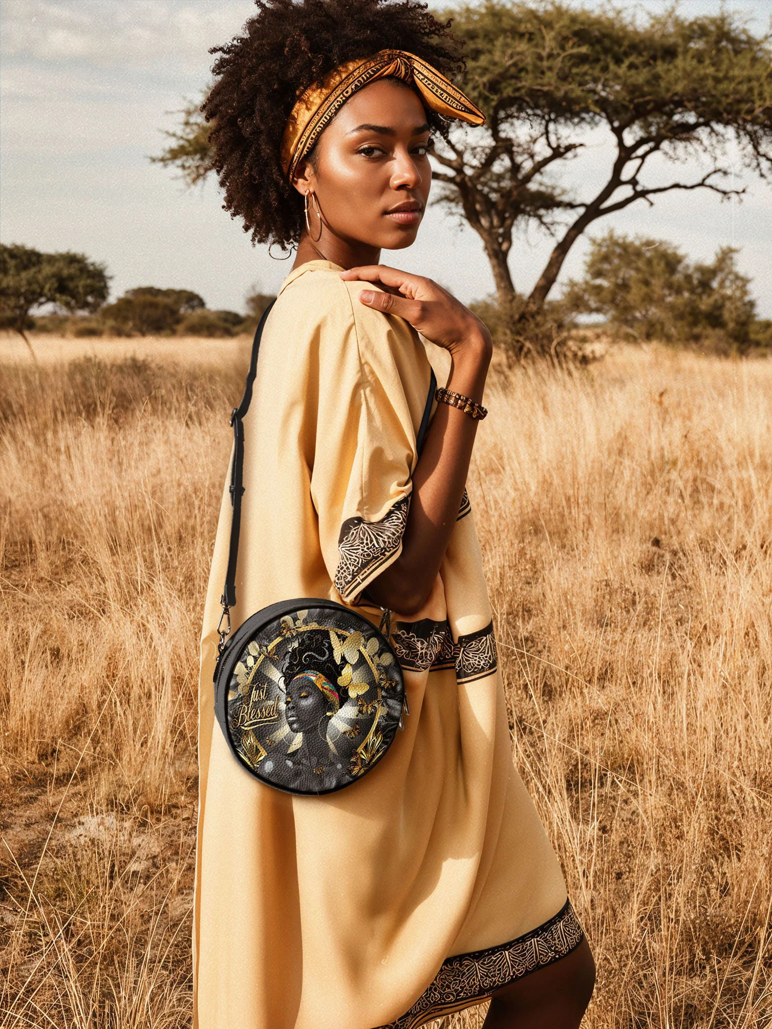 "Barakaya" Circle Crossbody Bag - Image 3