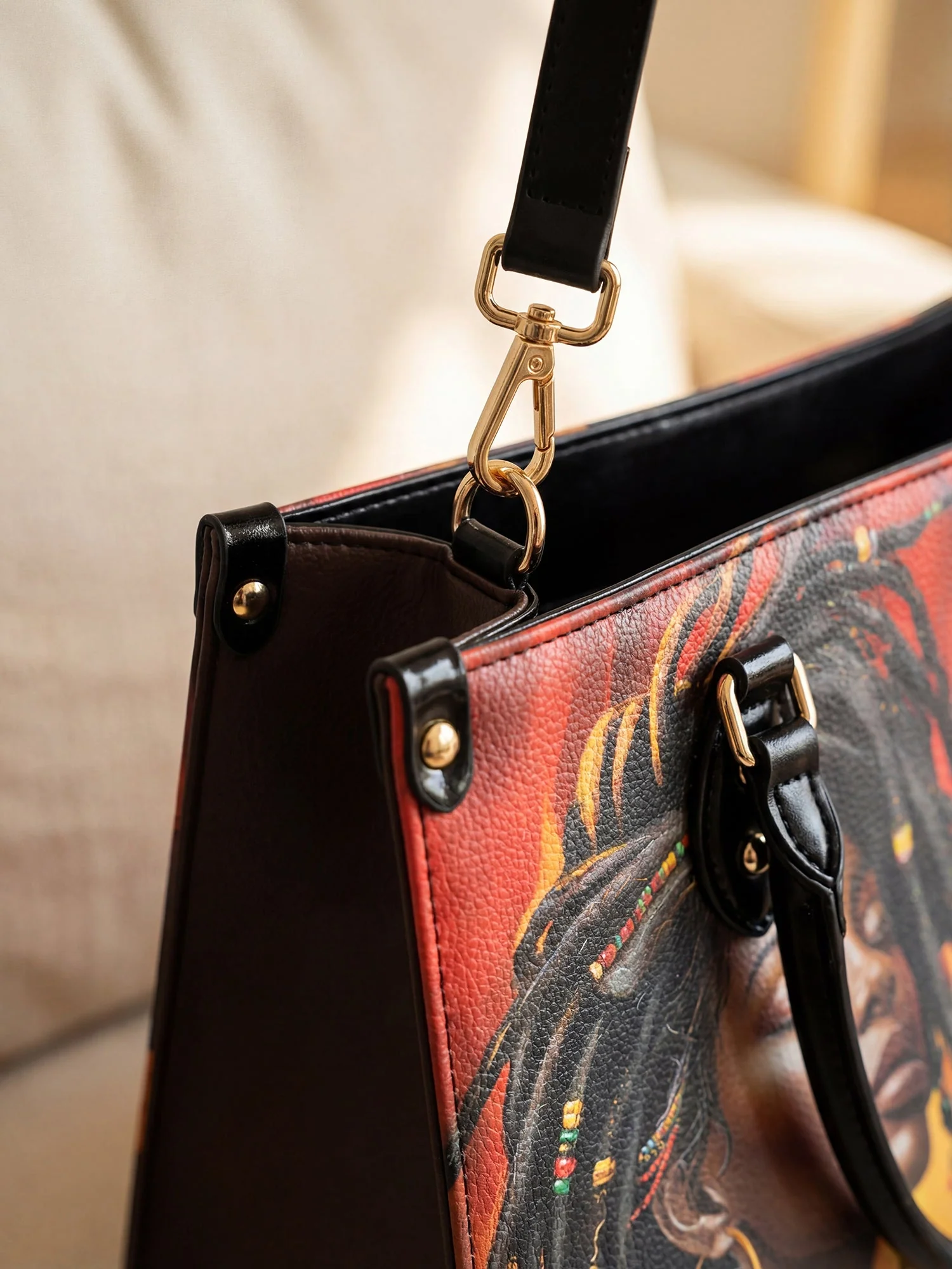 "Locella" Leather Handbag A250 Deal - Image 7