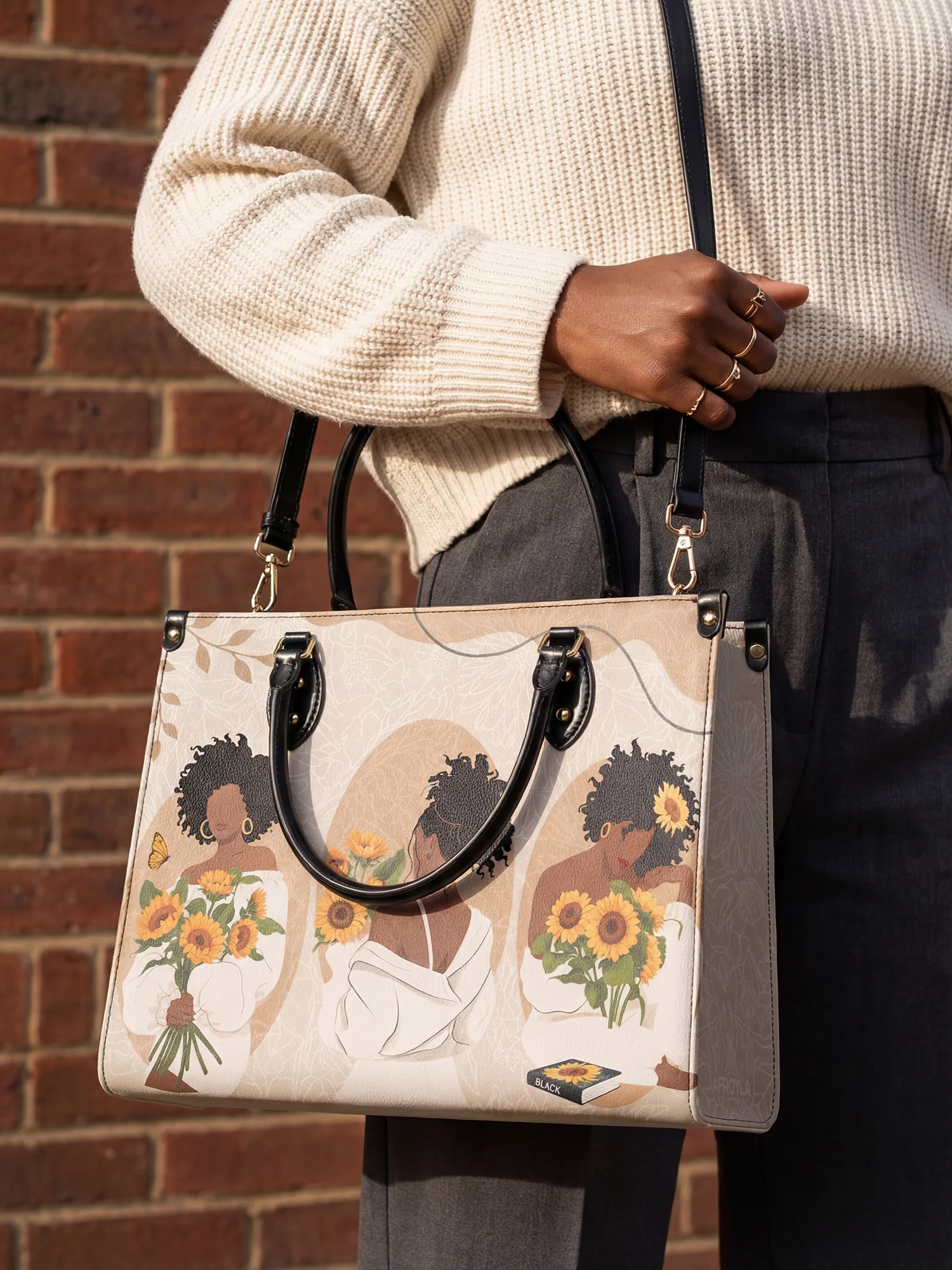 "Solina" Leather Handbag - Image 3