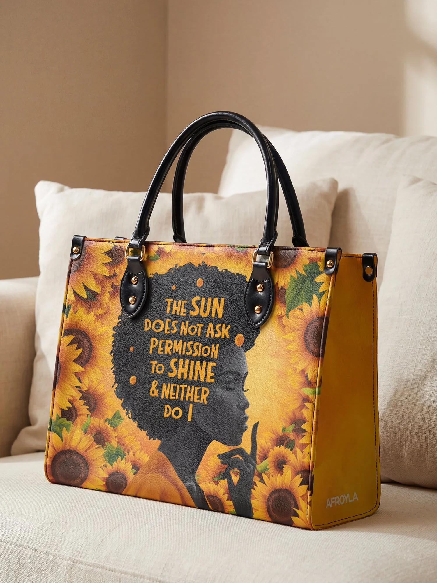 "Sunaya" Leather Handbag A250 Deal - Image 5