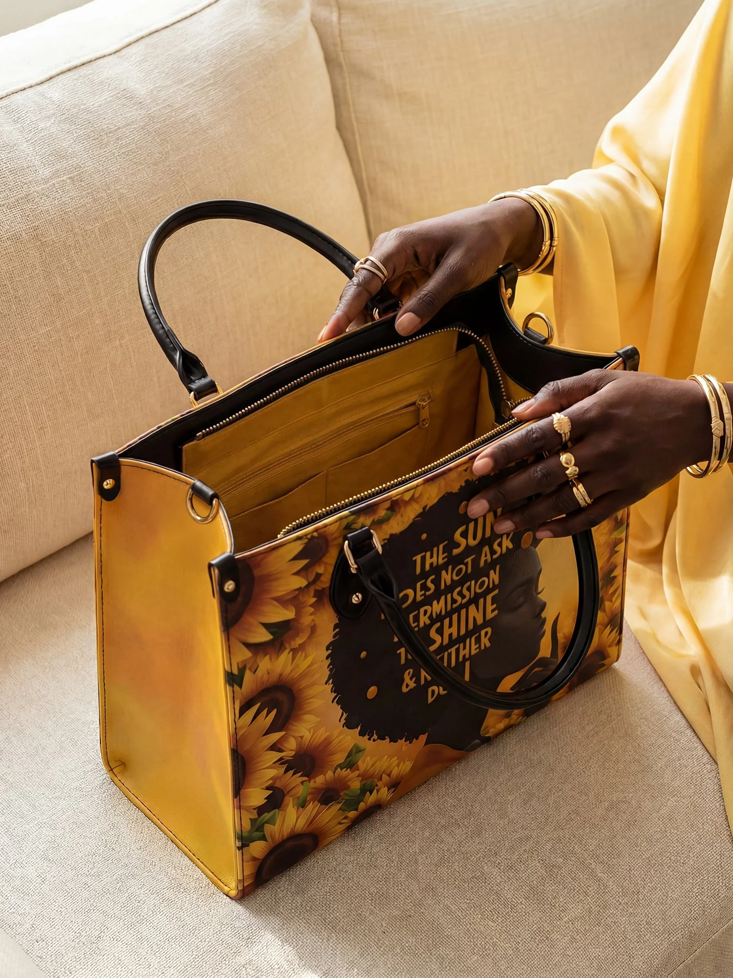 "Sunaya" Leather Handbag A250 Deal - Image 8