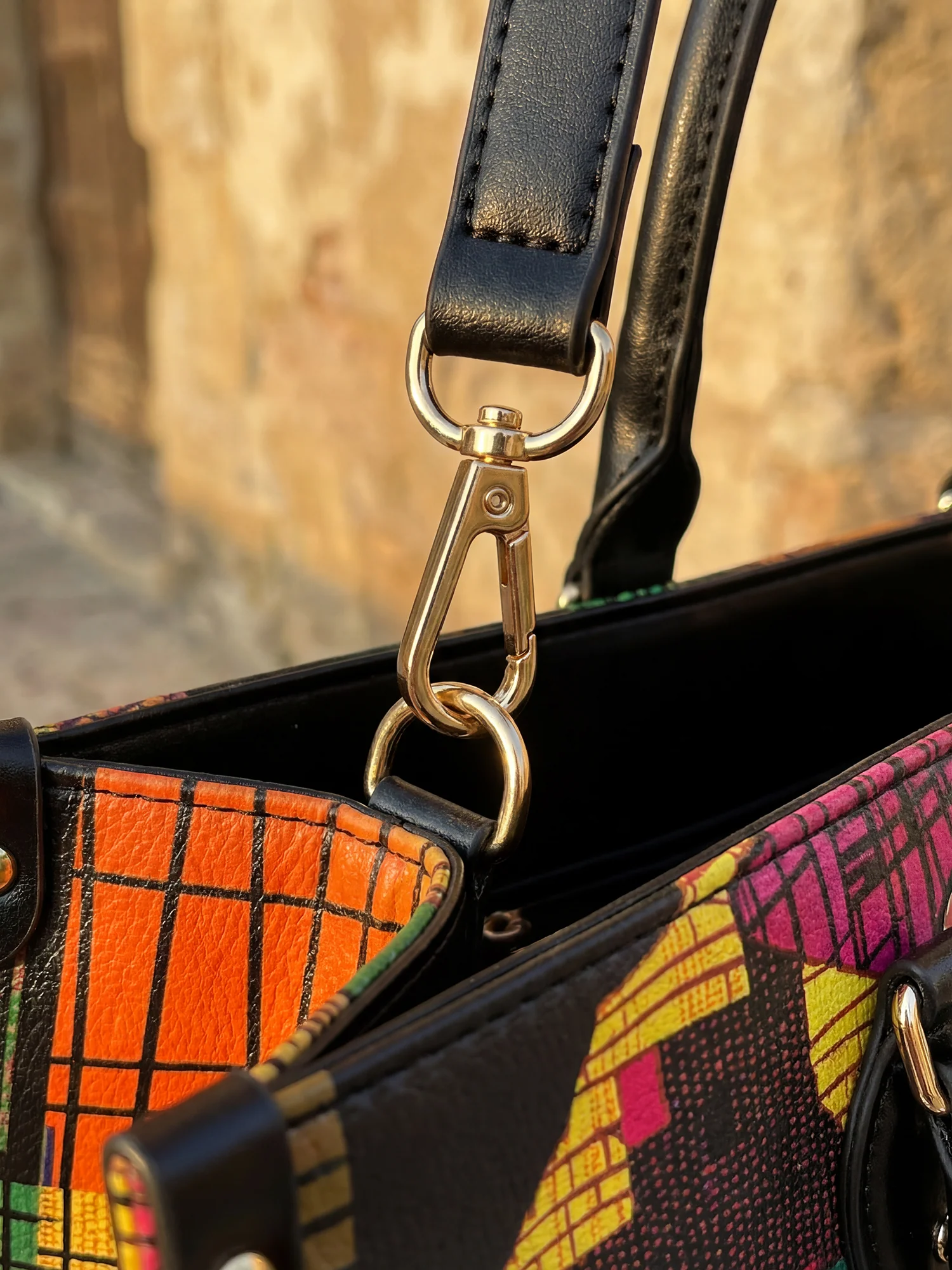 "Thundara" Leather Handbag - Image 6