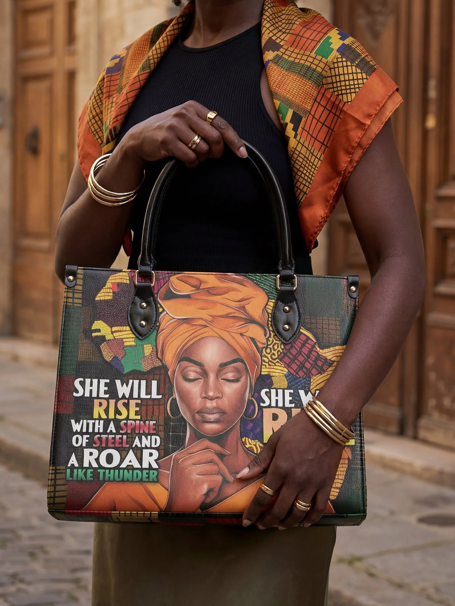 "Thundara" Leather Handbag A250 Deal - Image 3