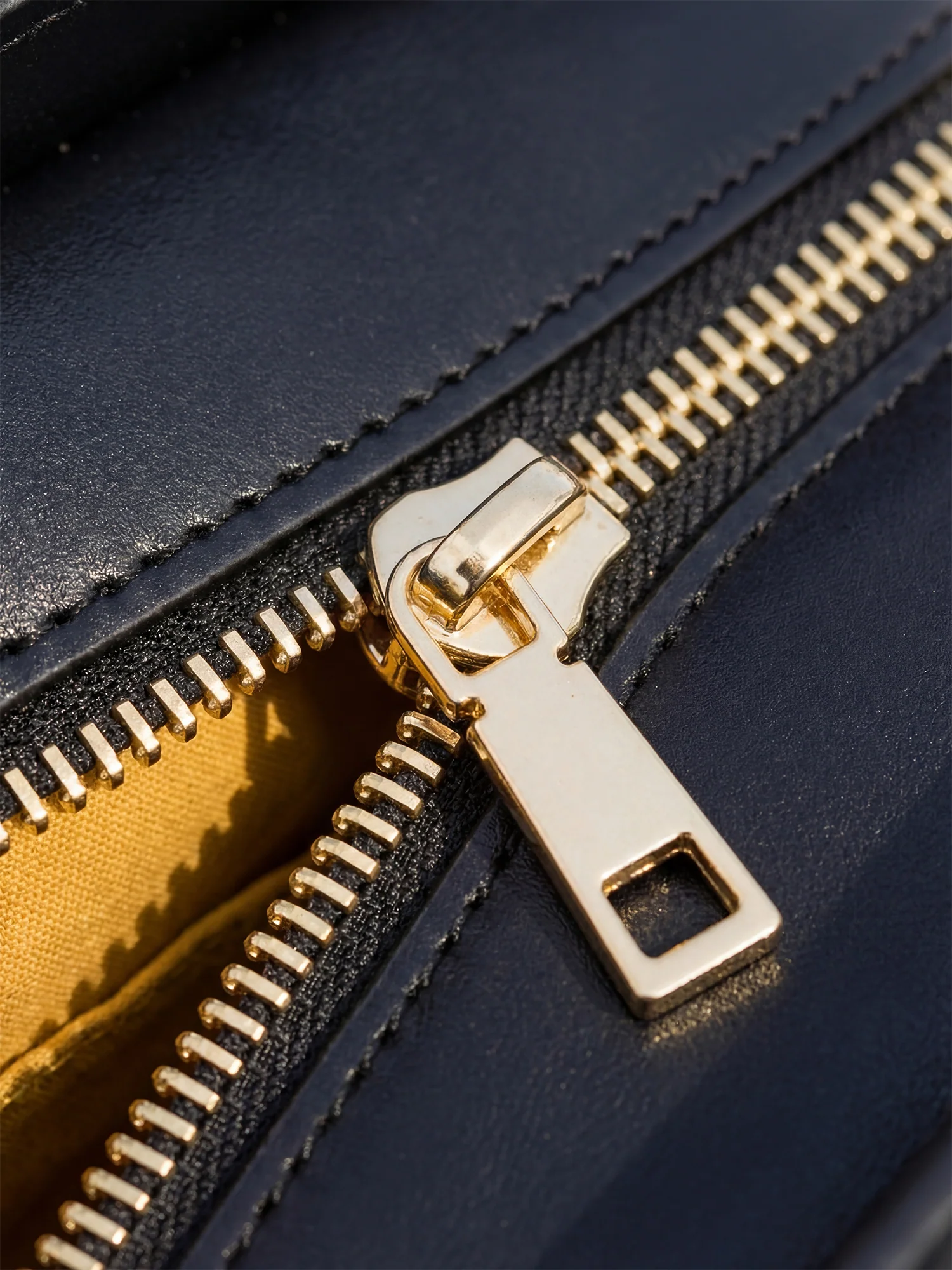 "Zanira" Leather Handbag - Image 8