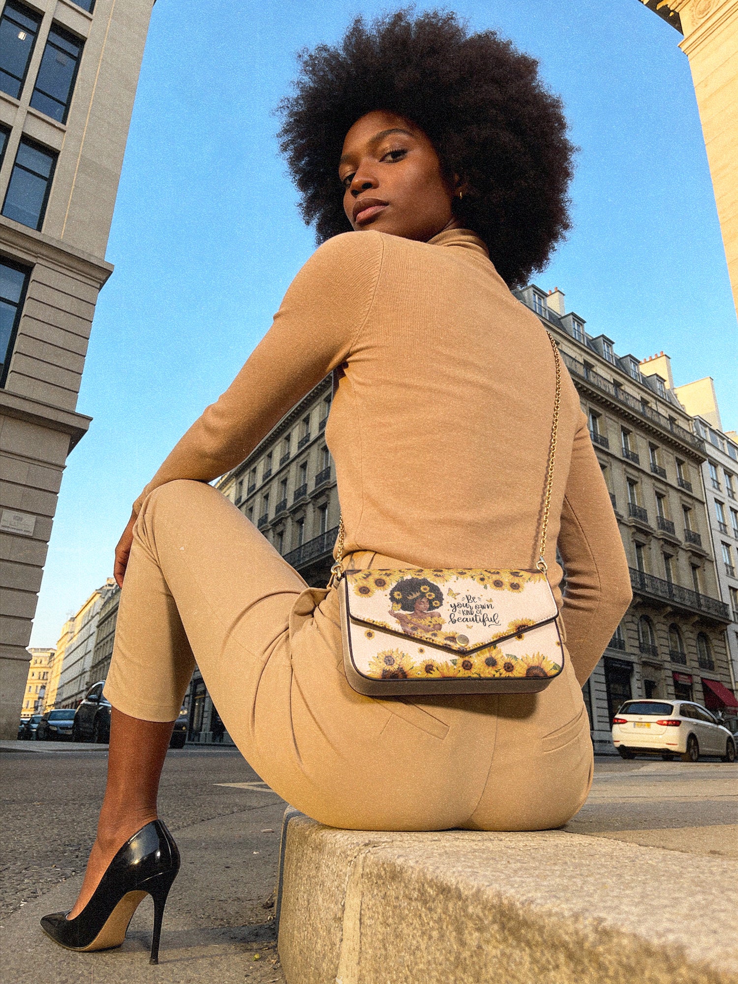 "Zuriya" Envelope Chain Crossbody Bag - Image 2